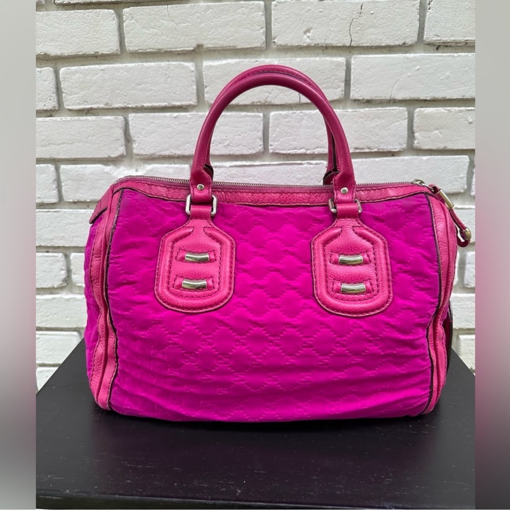 Gucci Gucissima Techno Tag Neoprene & Leather Boston Bag - Vibrant Magenta - Picture 3 of 13